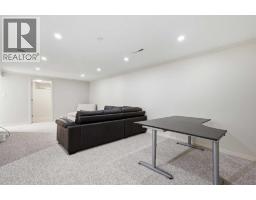 327 94 Avenue SE - photo 21
