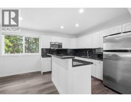 327 94 Avenue SE - photo 7