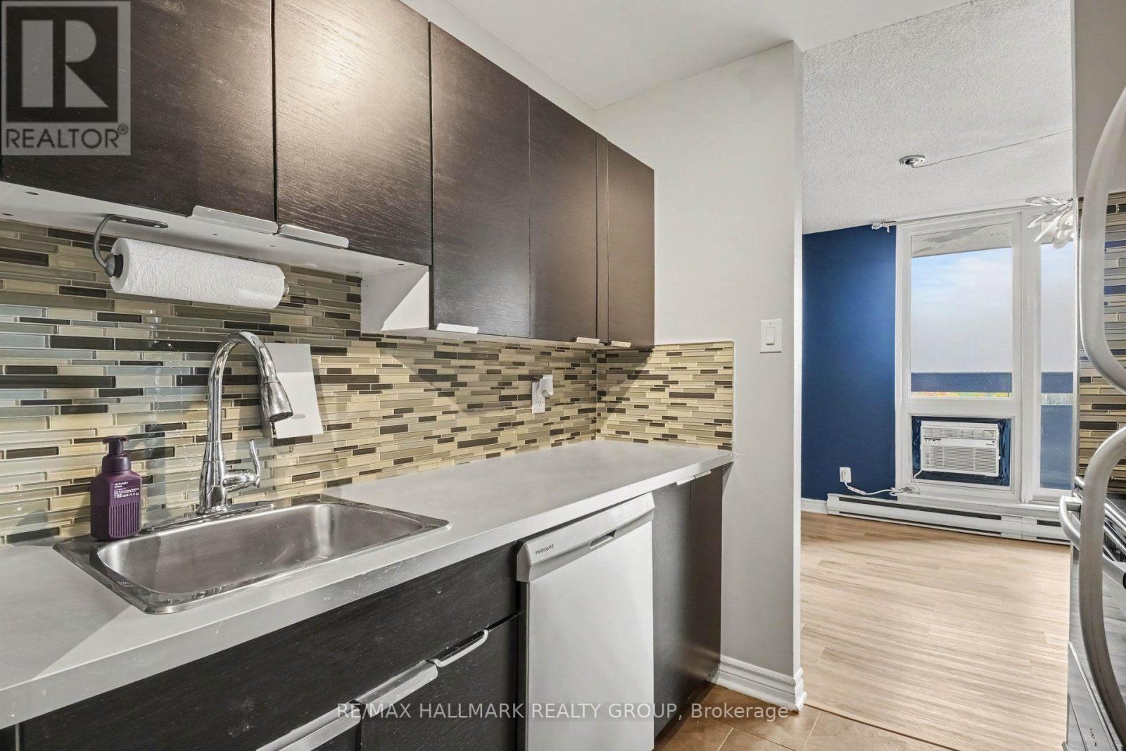 801 - 2020 JASMINE CRESCENT, Ottawa — photo 7