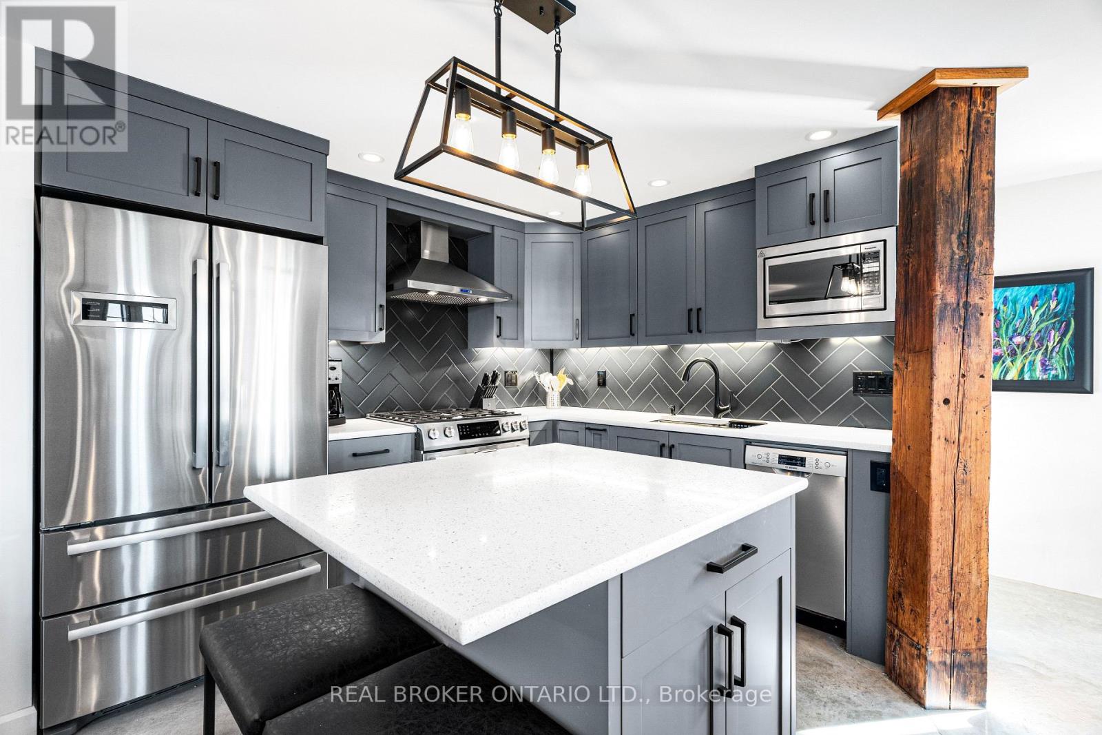 #203 7 MILL STREET - Image 14