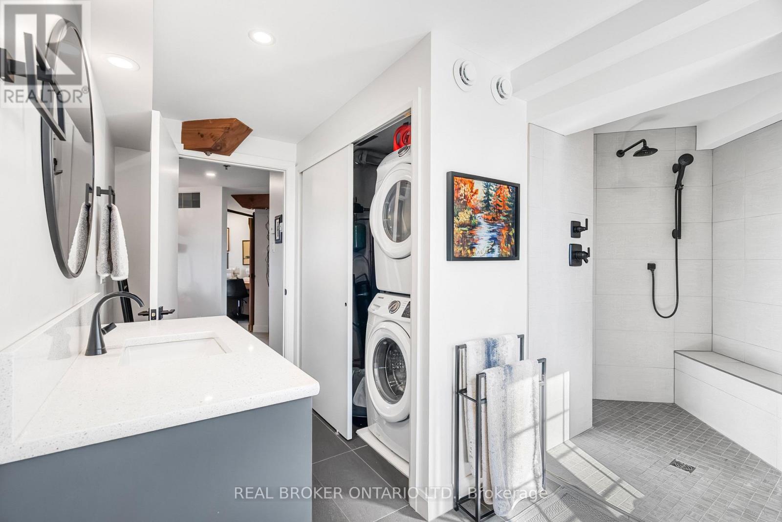 #203 7 MILL STREET - Image 31