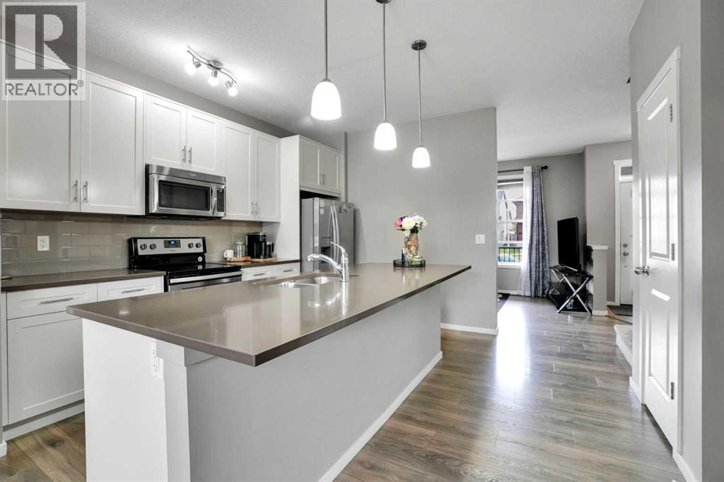 9039 52 Street NE - 10