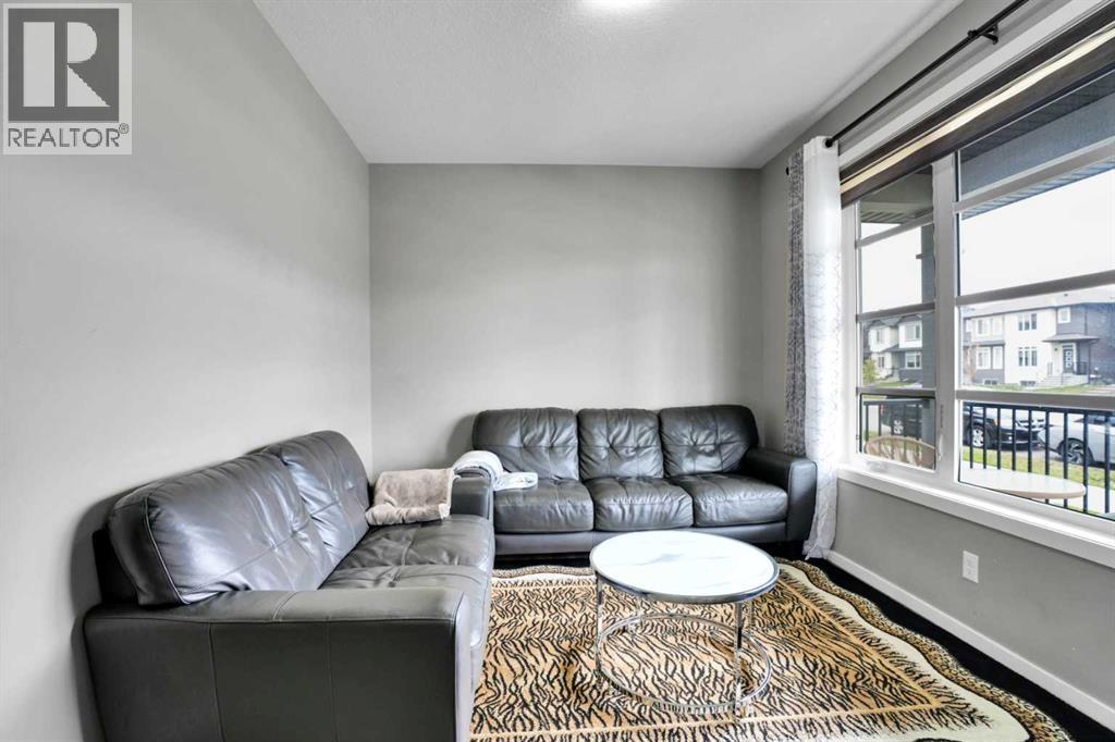 9039 52 Street NE - 6
