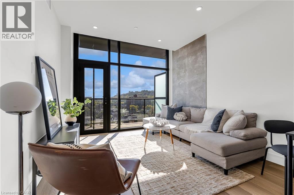 24 AUGUSTA Street Unit# 808, Hamilton