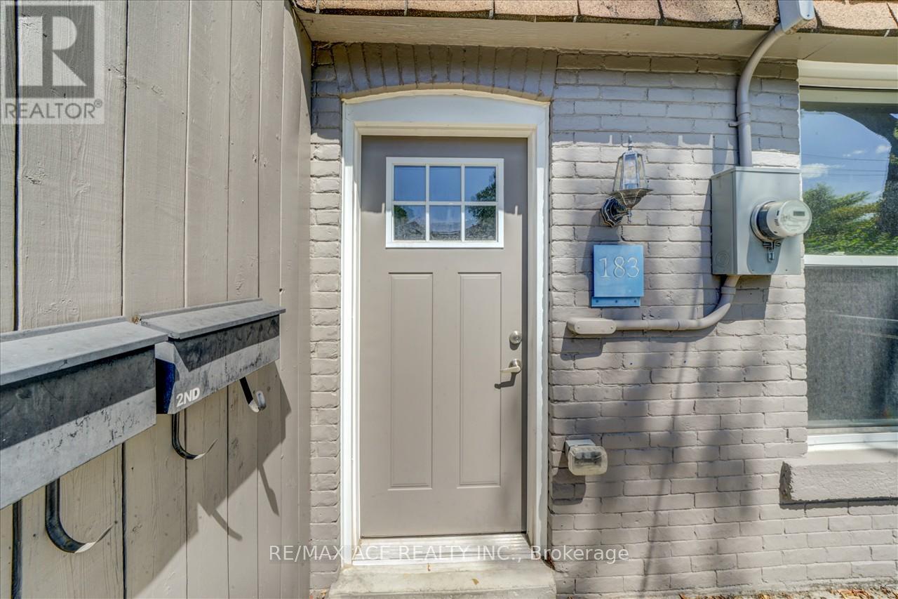 183 MUNRO STREET, Toronto (South Riverdale) — photo 2