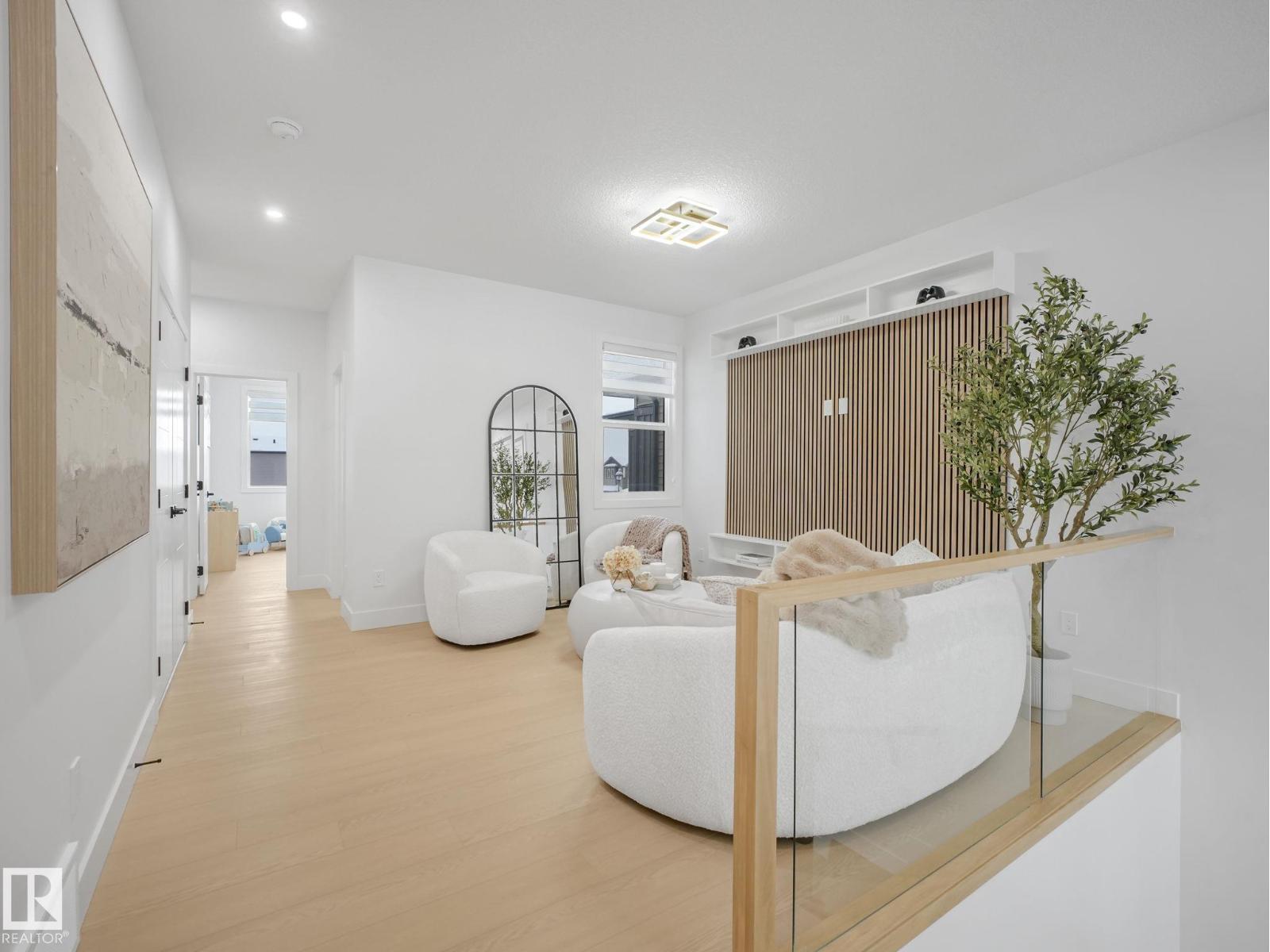 19308 30 Avenue NW - Image 28