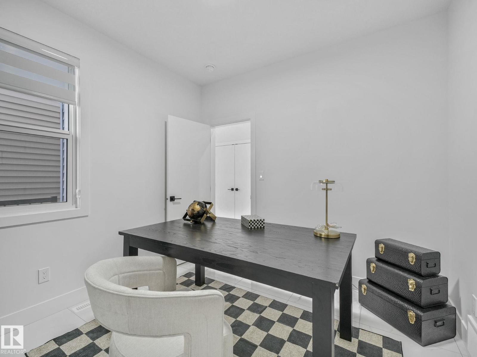 19308 30 Avenue NW - 5