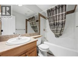 104 Ackerman Crescent, Red Deer, AB T4R3B3 Photo 25