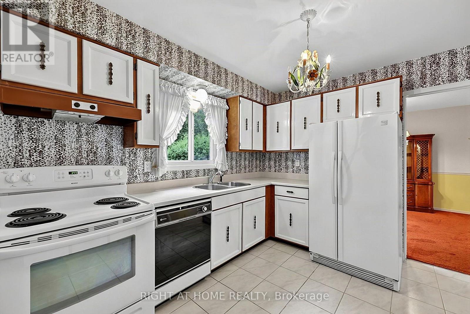 50 MAYVERN CRESCENT, Richmond Hill (North Richvale) — photo 7