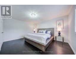 25 Waterton Crescent, Richmond Hill, ON L4B4L7 Photo 17