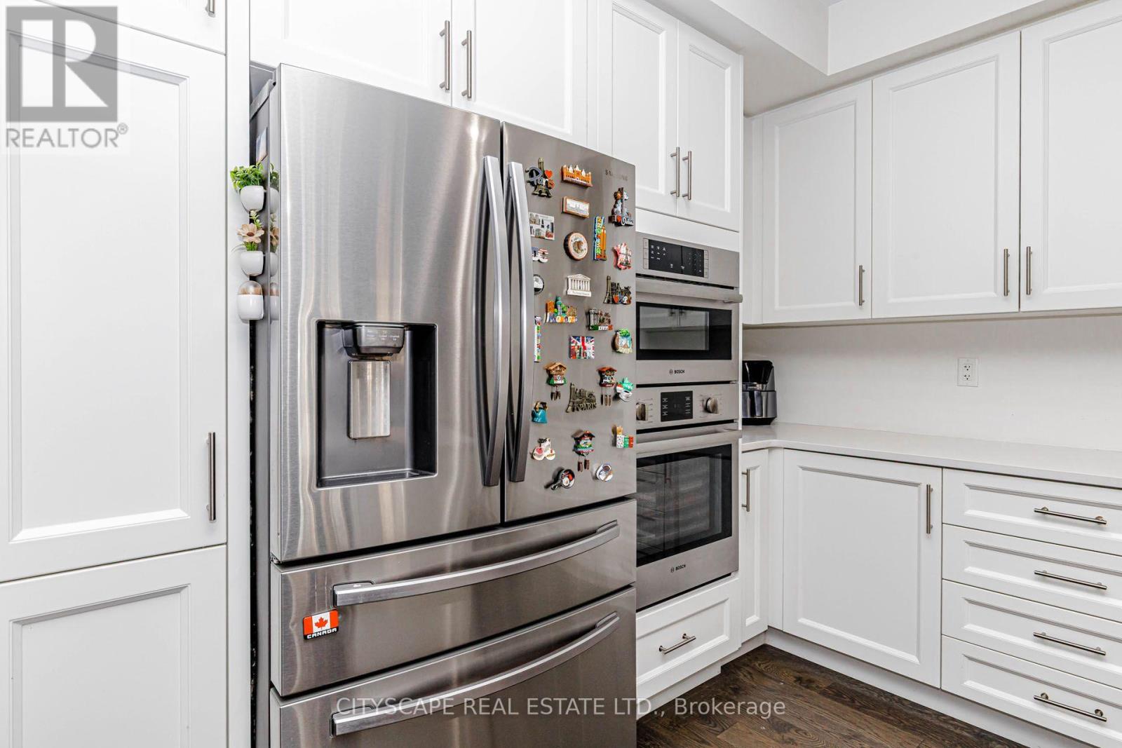 482 BERGAMOT AVENUE - 18
