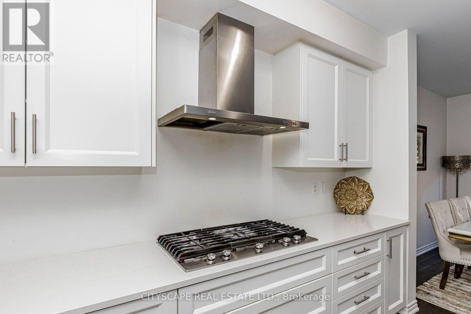 482 BERGAMOT AVENUE - 20