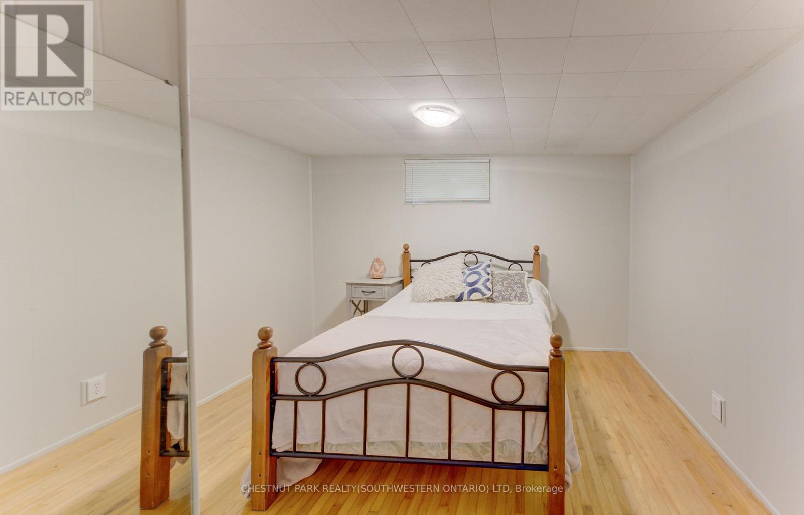 133 CORNELL AVENUE - 23