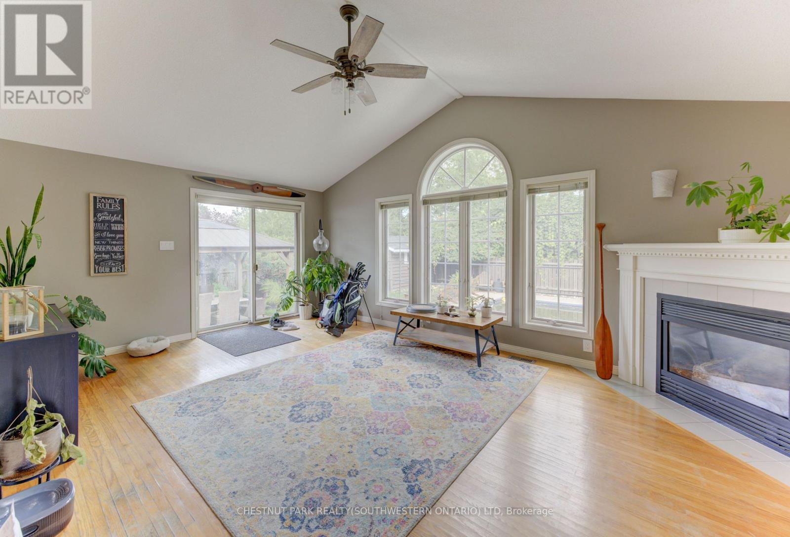 133 CORNELL AVENUE - 8