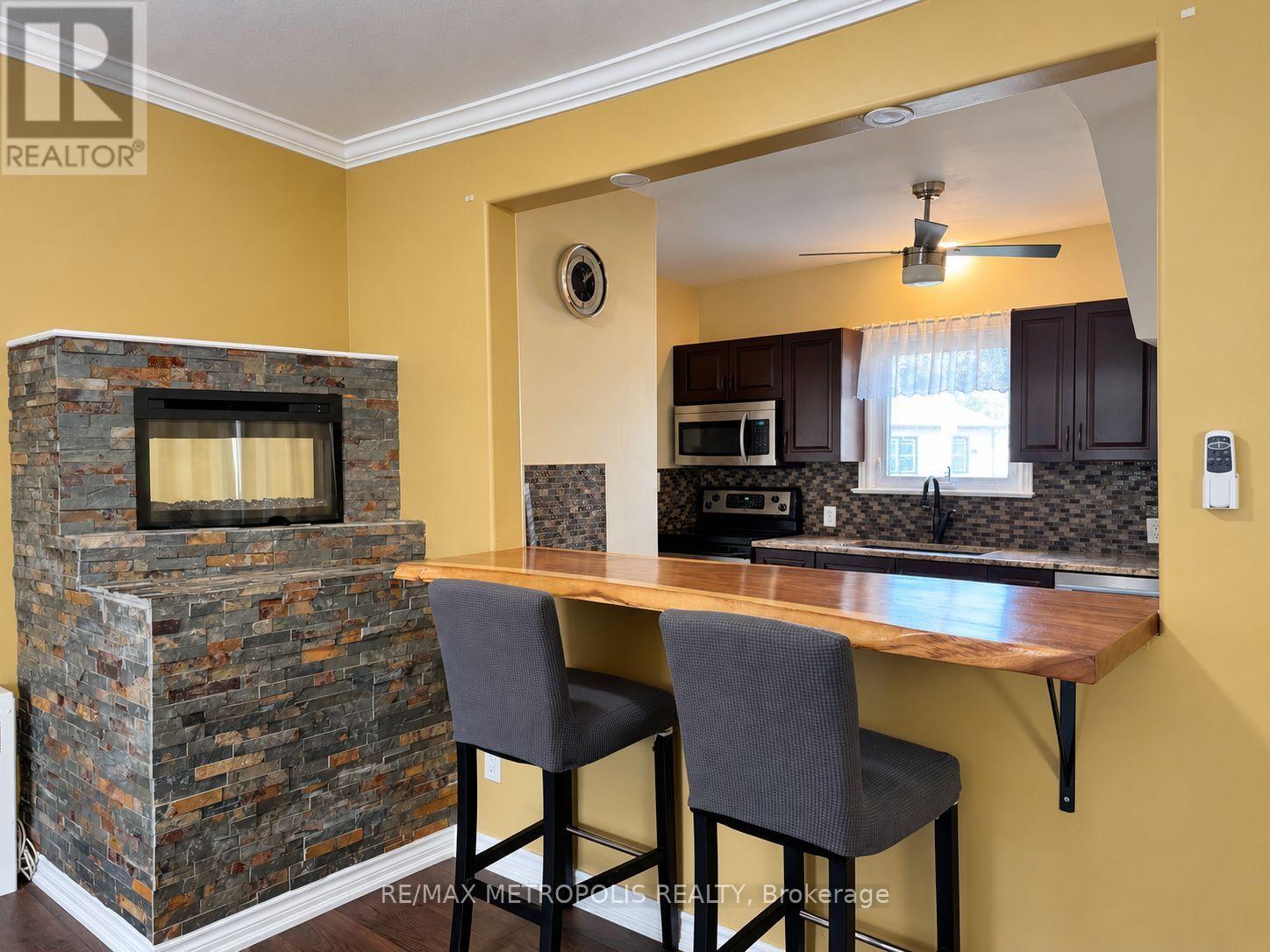 159 YORK STREET, St. Catharines (Downtown) — photo 4