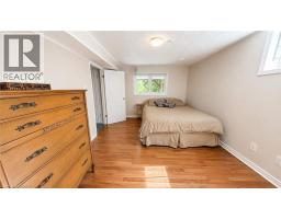 240 Stoke Drive, Kitchener, ON N2N2C1 Photo 27