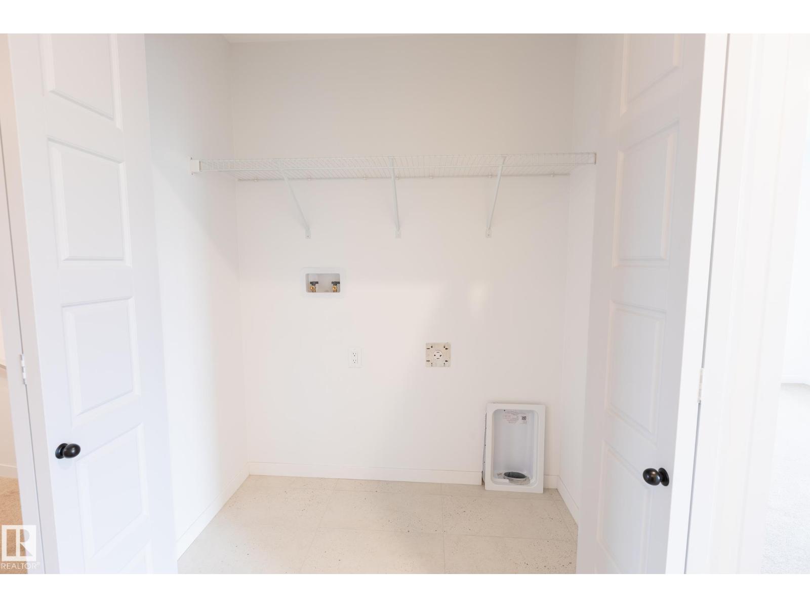 93 SILVERSTONE DR - 30