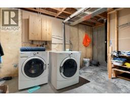 153 Rainbow Falls Manor W, Chestermere, AB T1X0M3 Photo 22