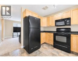 Bedroom - 350 Northlands Pointe Ne, Medicine Hat, AB T1C0C1 Photo 8