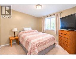 350 Northlands Pointe Ne, Medicine Hat, AB T1C0C1 Photo 18