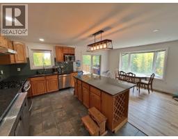 Living room - 1791 Backer Road, Quesnel, BC V2J7B4 Photo 10