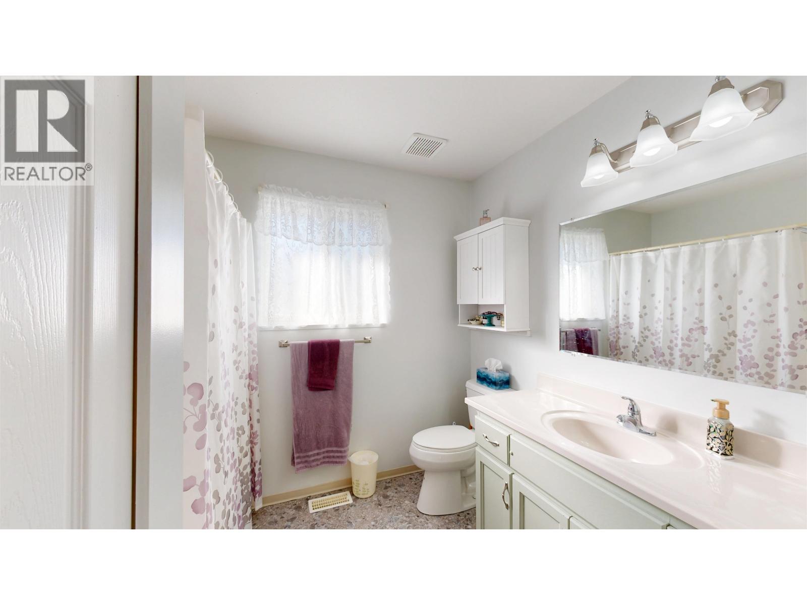 2 202 8TH STREET - 10