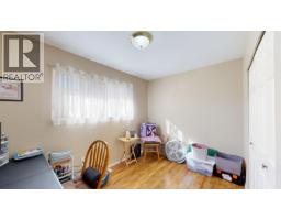 2 202 8th Street, 100 Mile House, BC V0K2E0 Photo 9
