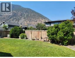 208 K-view Crescent, Keremeos, BC V0X1N2 Photo 34