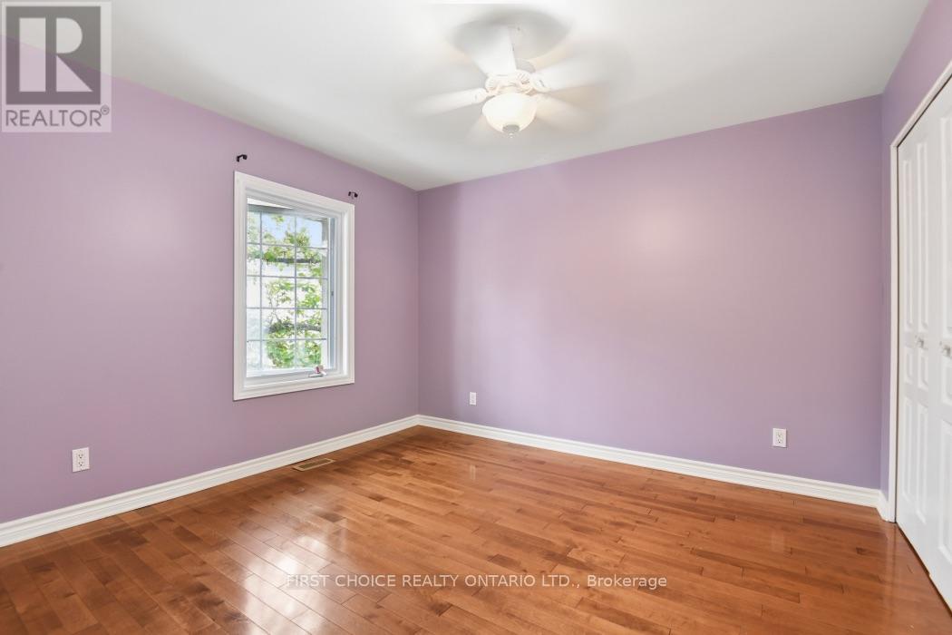 41 HURON AVENUE N - Image 27