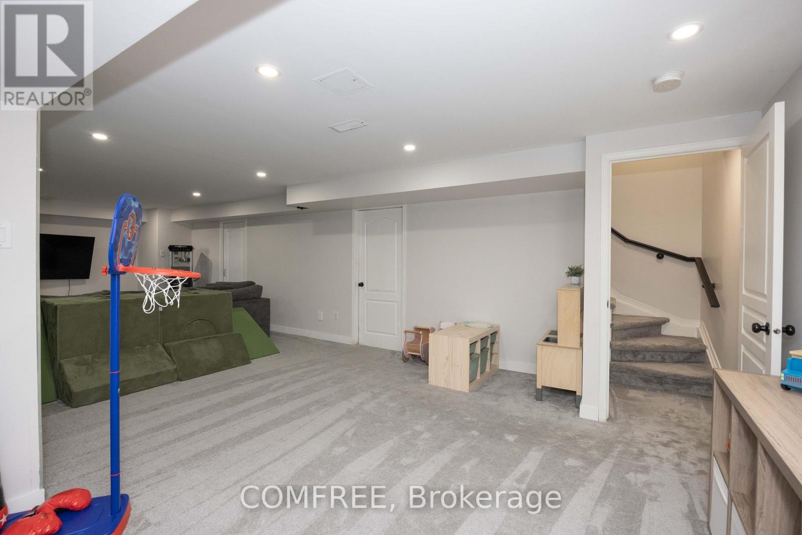 306 WILD IRIS AVENUE - Image 32