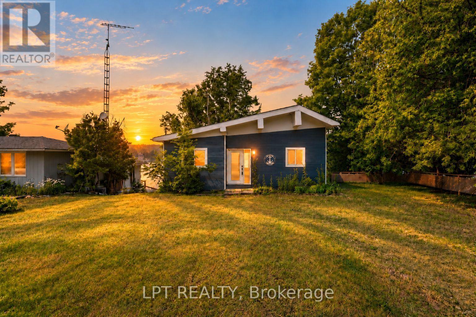 47 Moon Point Drive, Oro-Medonte, ON photo 1