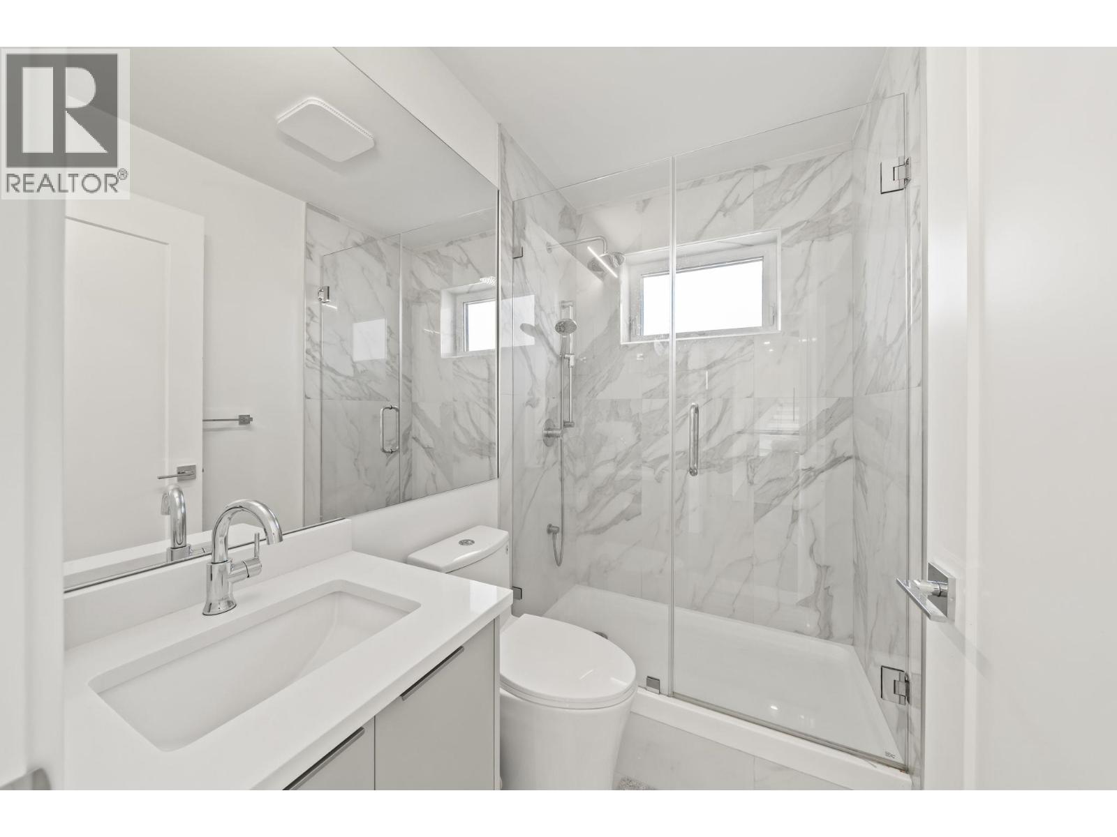 742 E 58TH AVENUE, Vancouver - Image 1
