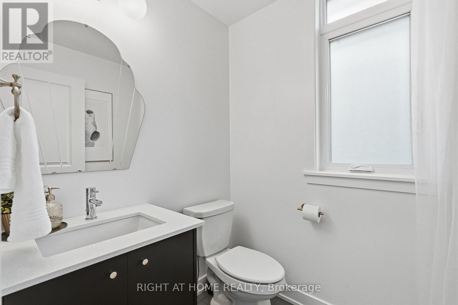 310 CHAMOMILE WAY, Ottawa — photo 7
