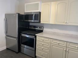 527 Mcmillan Avenue, Winnipeg, MB R3L0N4 Photo 41
