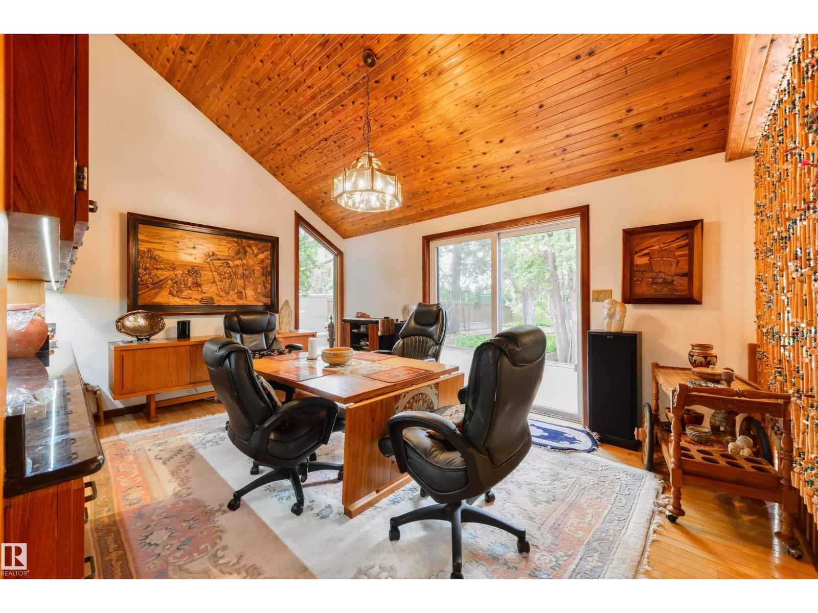 9 WOLF WILLOW PT NW - 26