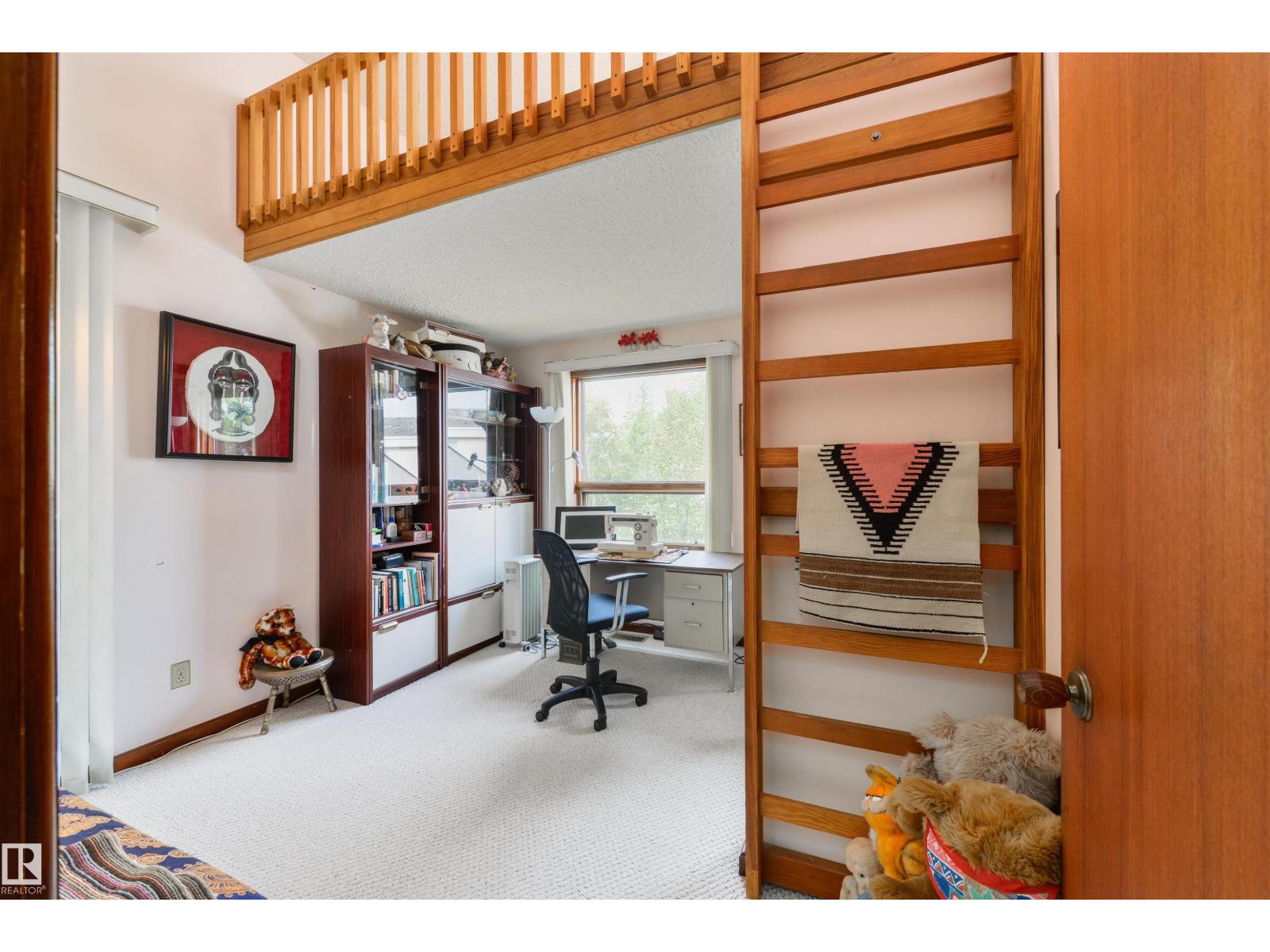 9 WOLF WILLOW PT NW - 49