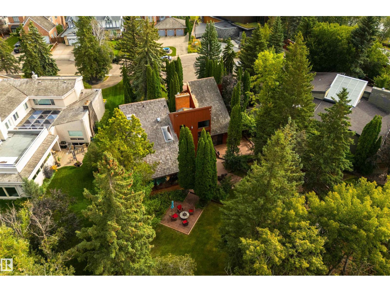 9 WOLF WILLOW PT NW - 64