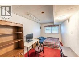2628 Capitol Hill Crescent NW - photo 22