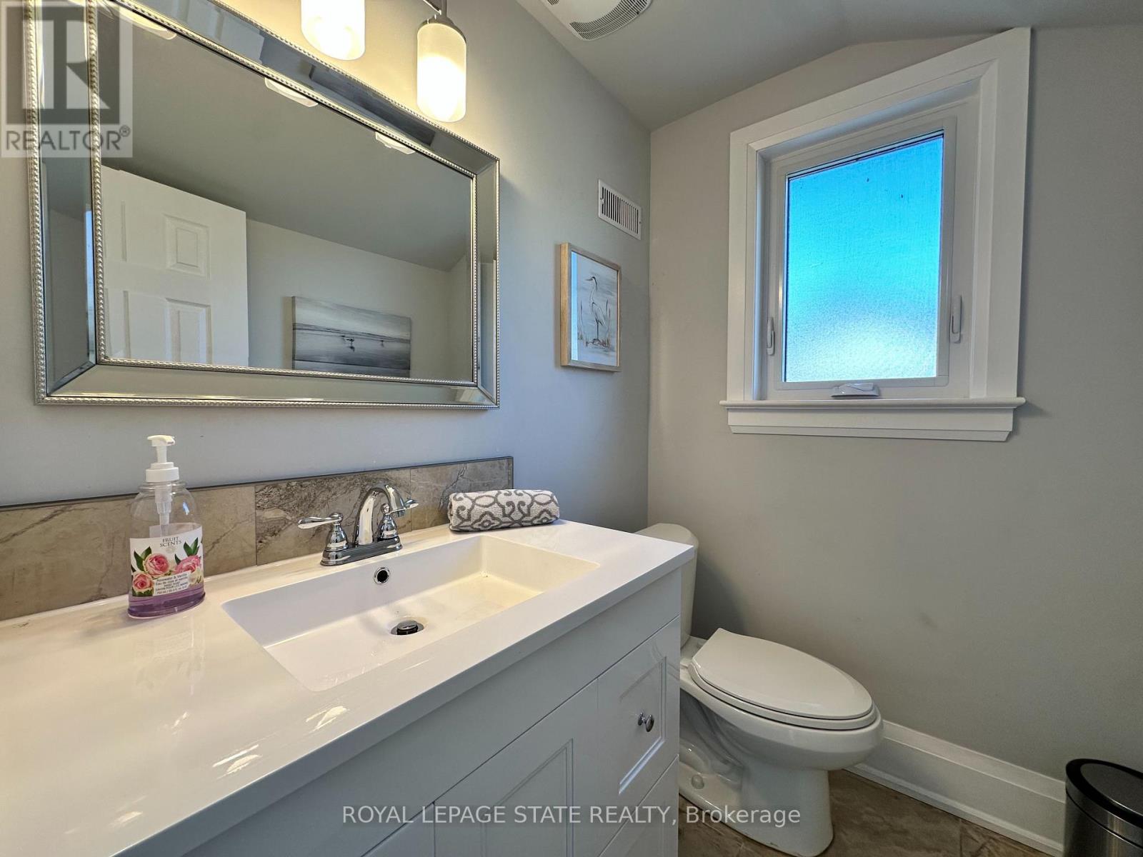2952 NORTH SHORE DRIVE - 13