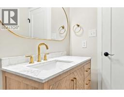 Primary Bedroom - 18, 9908 Bonaventure Drive Se, Calgary, AB T2J5E3 Photo 7