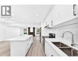 3319 Radcliffe Drive SE - photo 2