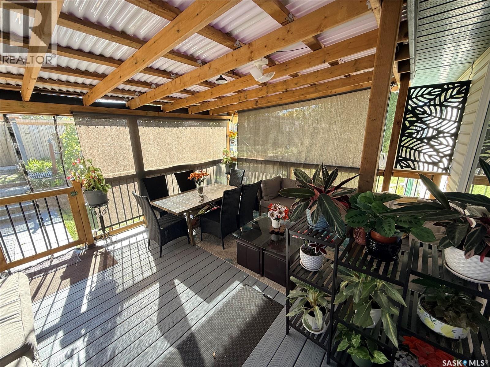 119 Hall CRESCENT - 23