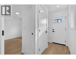 720 52 Avenue Sw, Calgary, AB T2V0B5 Photo 44