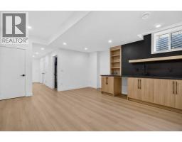 720 52 Avenue Sw, Calgary, AB T2V0B5 Photo 40