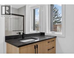 Living room - 720 52 Avenue Sw, Calgary, AB T2V0B5 Photo 23