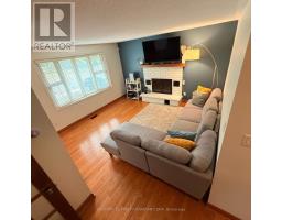 Laundry room - 749 Dundalk Drive, London South, ON N6C3V1 Photo 8