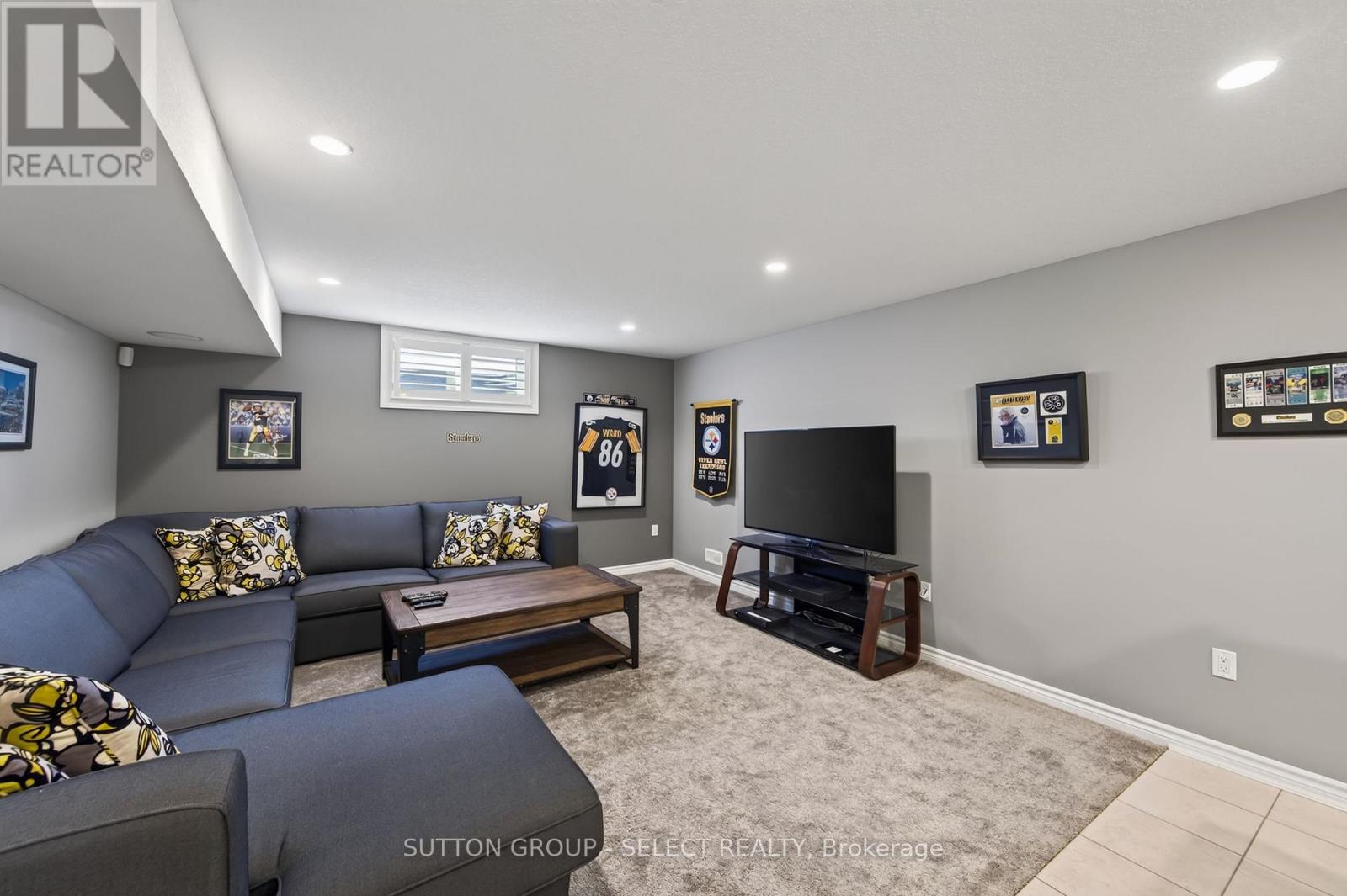 68 BLUE HERON DRIVE - 23