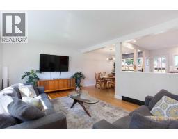 4pc Bathroom - 728 71 Avenue Sw, Calgary, AB T2V0R4 Photo 6