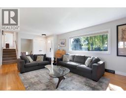 4pc Bathroom - 728 71 Avenue Sw, Calgary, AB T2V0R4 Photo 7