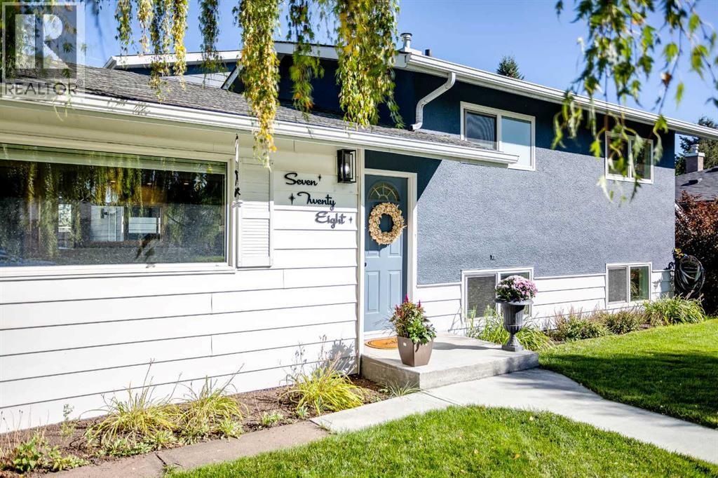 728 71 Avenue SW, Calgary, Alberta, T2V0R4 — thumbnail 2